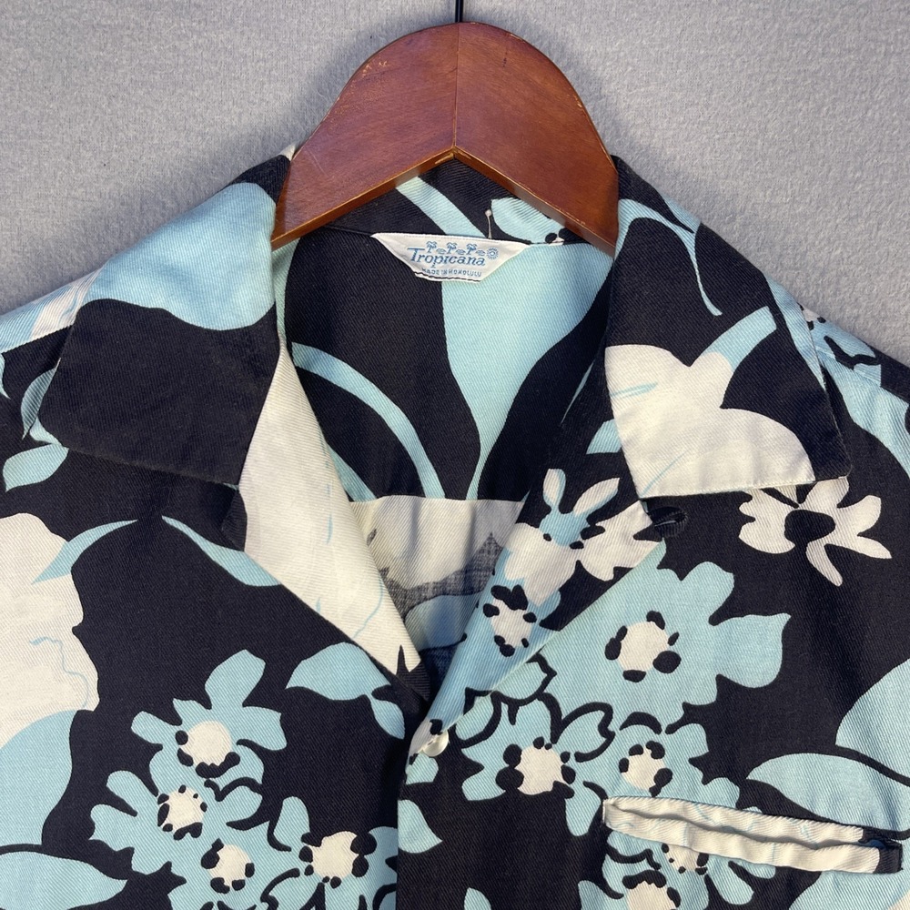 VTG 1960s Tropicana Made in Honolulu Aloha Shirt Blue White Cotton Barkcloth M